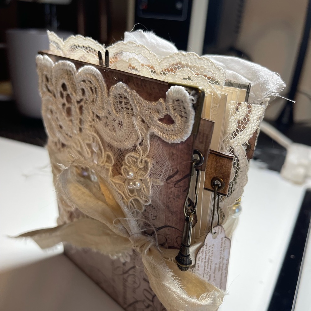 SOLD Mini junk journal SOLD - Picture 10 of 15